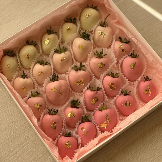 Клубника в шоколаде градиент 25шт