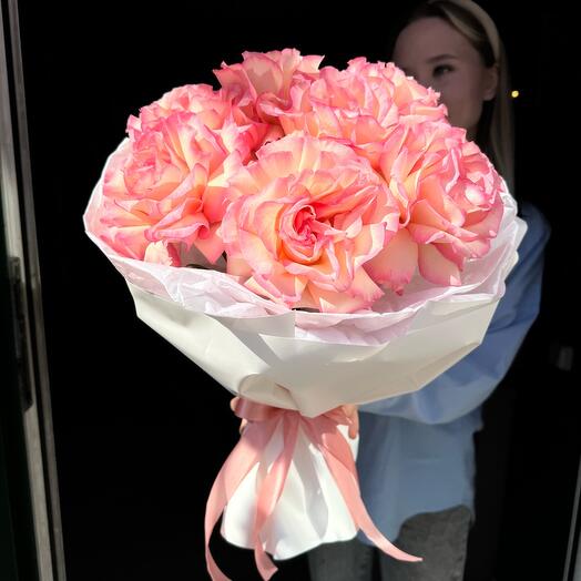 Mono ramo de rosas francesas