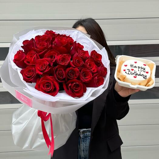 25 алых роз + бенто торт