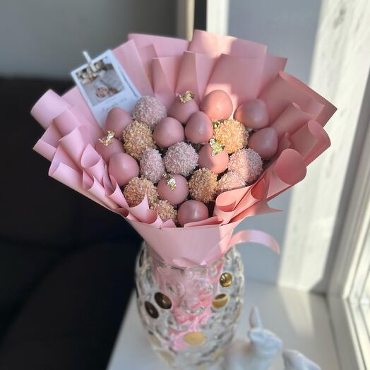Клубничный букет🌷
