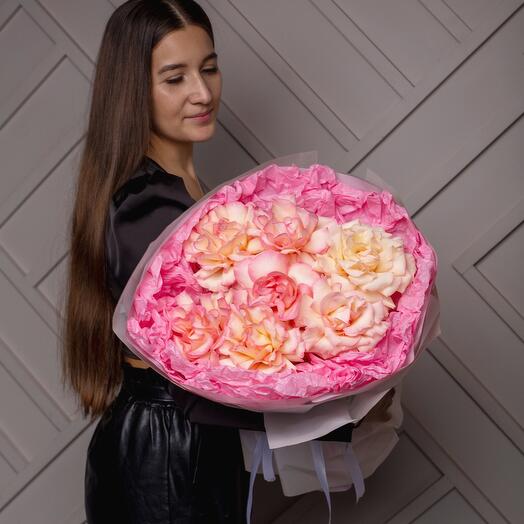 Букет из семи французских роз