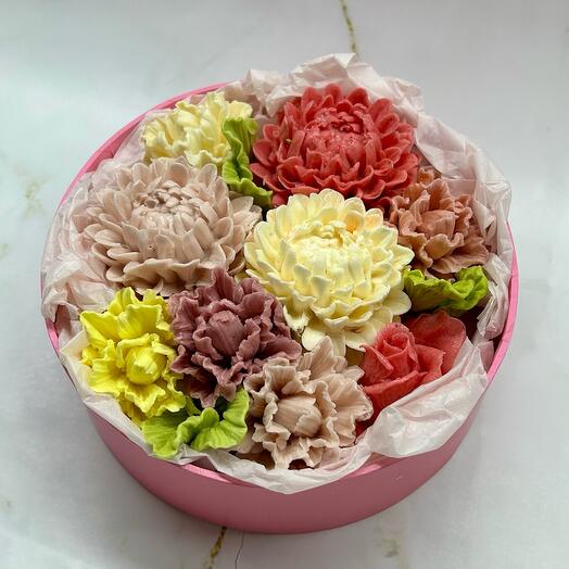 Коробка с зефирными цветами