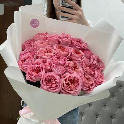 Peony-shaped roses 23