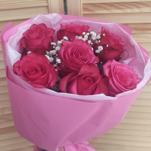 Розовые розы с Гипсофиллой
