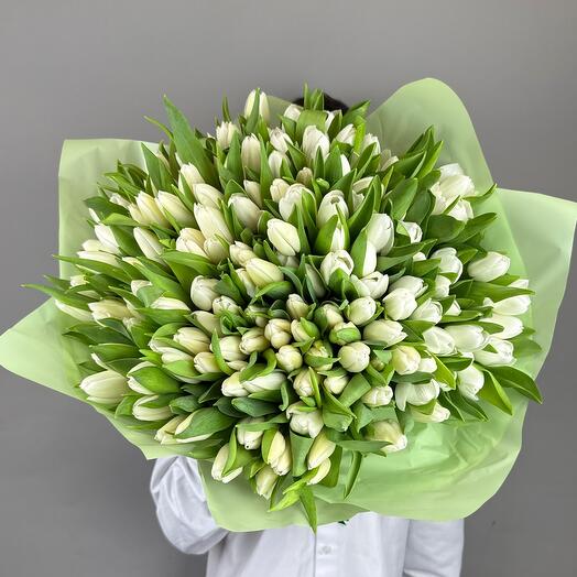 Букет из 151 тюльпана