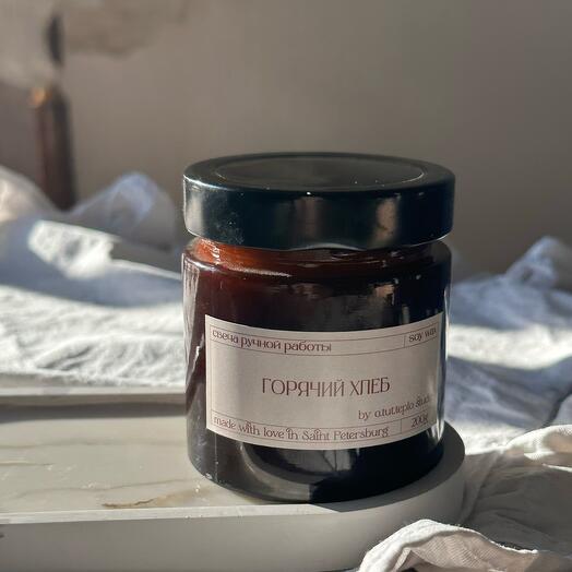 Свеча 200ml «Горячий хлеб» premium соевый воск