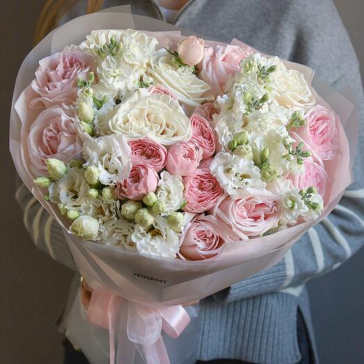Нежный пышный букет с ароматной розой 💗
