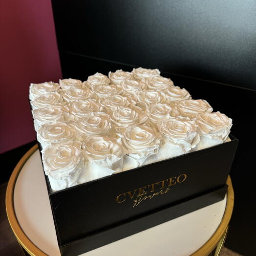 Forever roses 25 stems