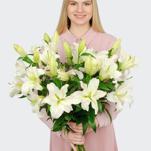 Букет из 9-ти лилий