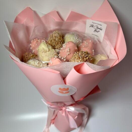 Букет из клубники в шоколаде