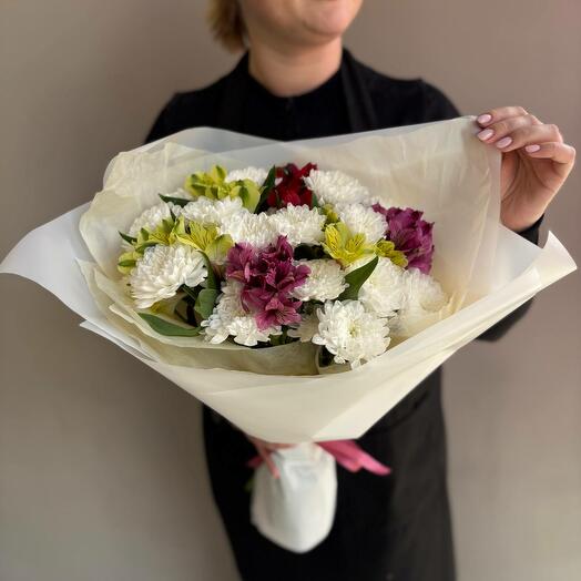 Bouquet 038 (букет из хризантем с миксом альстромерии)