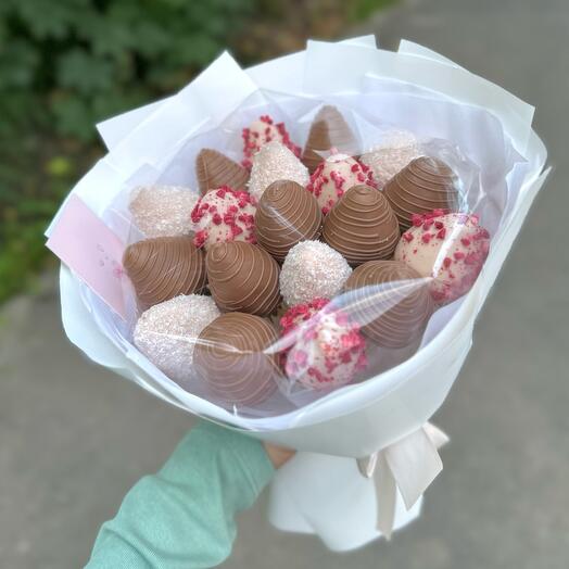 Букет клубники  в  шоколаде