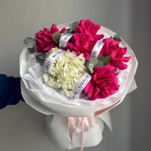 Нежный букет до 15.000