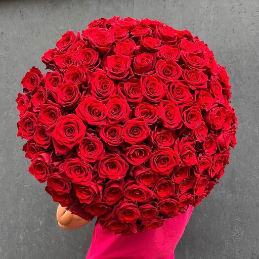Bouquet of 101 red roses