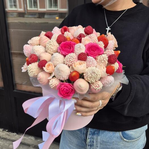 Клубника в шоколаде с малиной ️️