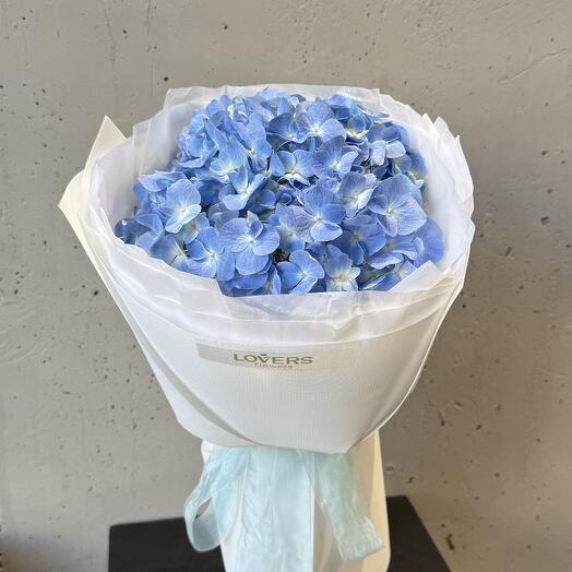 Мини букет с гортензией