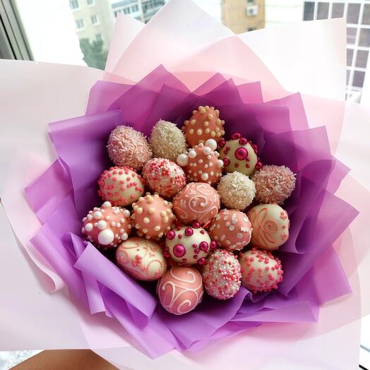 Букет 19 клубник в шоколаде для любимой