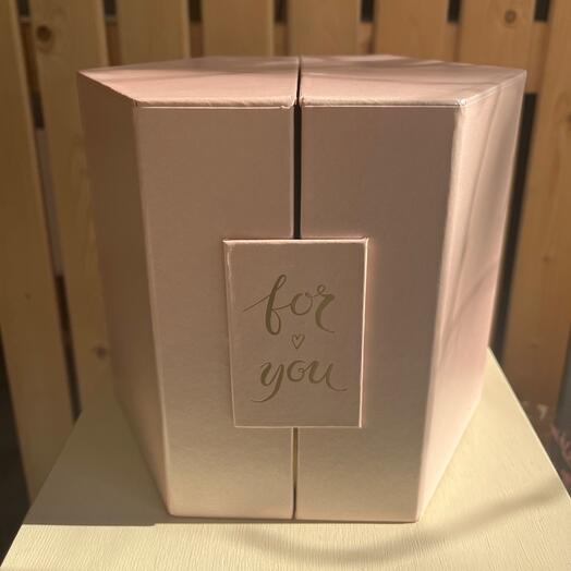 Подарочная коробочка-сюрприз большая