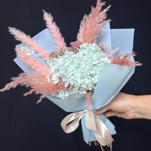 Букет из стабилизированных цветов «легкий ветерок»