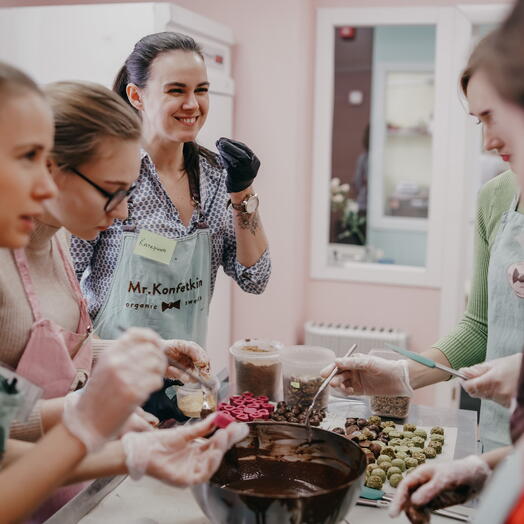 Подарочный сертификат «Мастер класс по изготовлению шоколадных конфет» (2 часа, 1 человек)