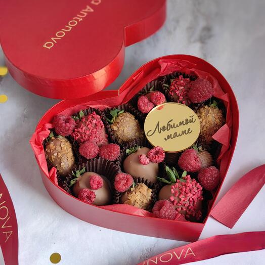 Клубника в шоколаде сердце маме, подарок для мамы, клубника для мамы, подарок маме, любимой маме, подарок на день мамы