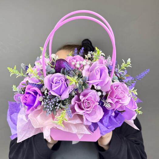 Лавандовая композиция из мыльных цветов и сухоцветов в коробке 5