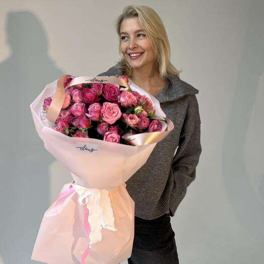 Моно букет кустовых роз для мамы 🌸