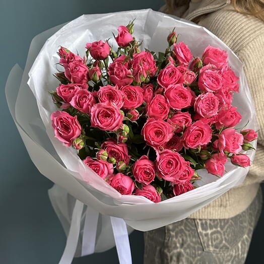 Розовые розы букет 9 штук