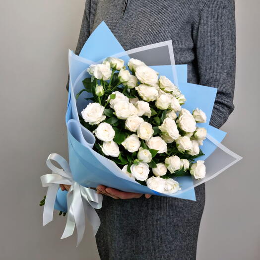 Белая кустовая роза букет les fleur (В0034)