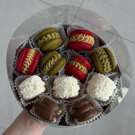 Макаронс - бокс ассорти