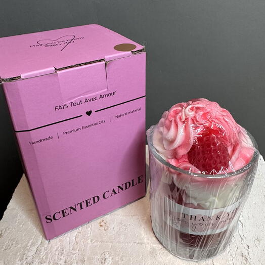 Свеча клубника со сливками🍓🍦