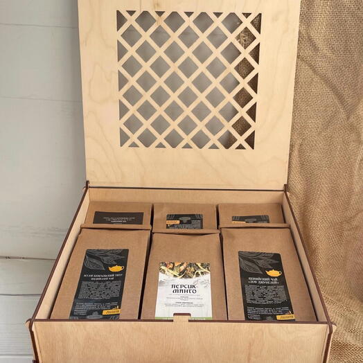 Микс чая высшего сорта в деревянном боксе