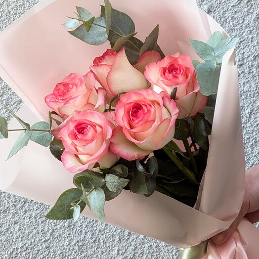 5 Jumelia roses