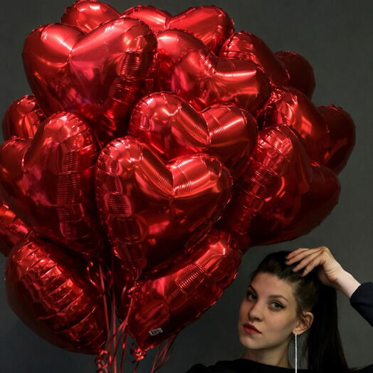 Облако из 25 алых сердец «Манифест любви», подарок девушке