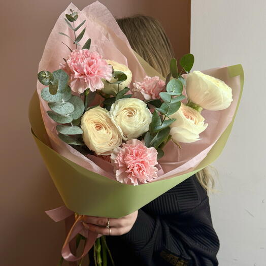 Лютики (ранункулюс,диантус,эвкалипт)