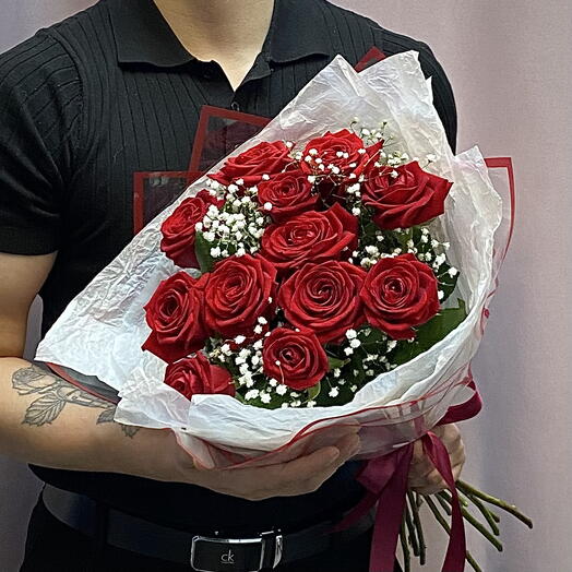 Букет из красной розы и гипсофилы (39)