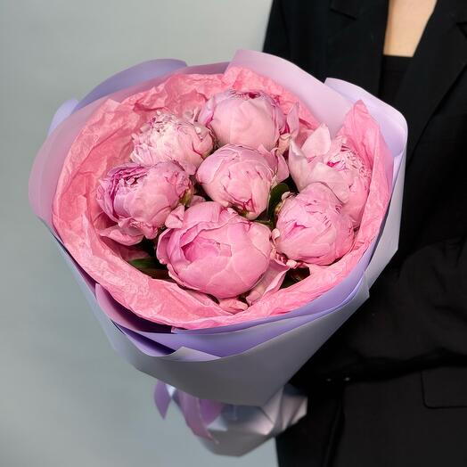 St bouquet 72 из 7 пионов Sara Bernard