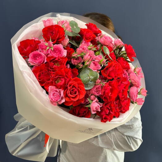 Букет кустовых роз💕