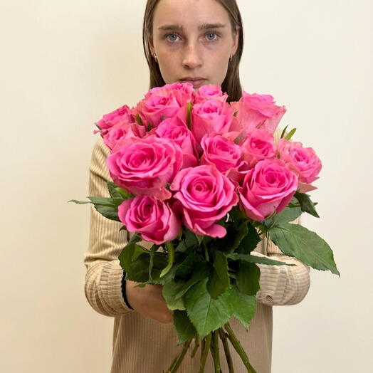 Букет из розовых роз «Kissss