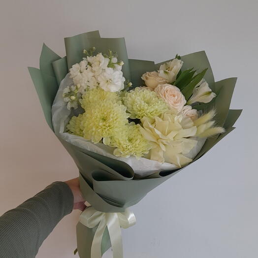 Лайм/ хризантема кустовая/ роща французская/ роза кустовая/ маттиола/ альстромерия/ лагурус