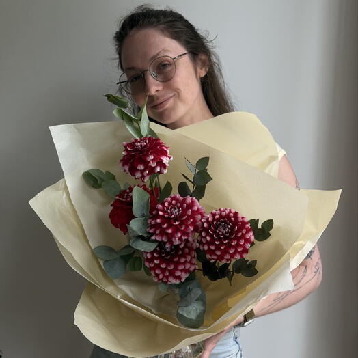 Георгины с эвкалиптом♥️