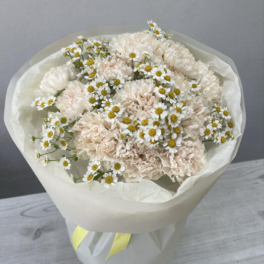 Нежные ромашки и диантусы