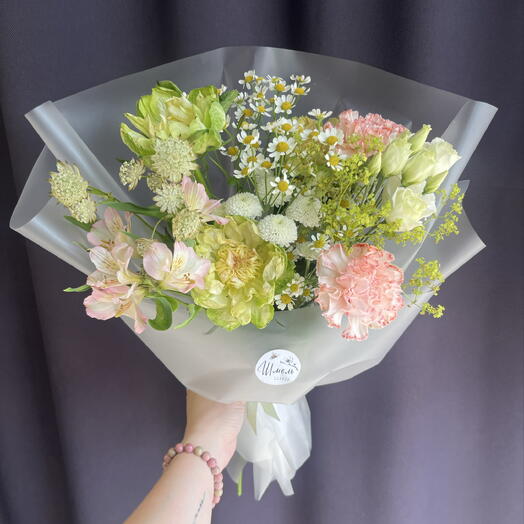 Легкий воздушный летний букет