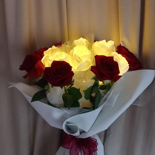 Bouquet "Magic" 11 Roses Ecuador and 9 Peony with led lights. Combo luxury style in textile design