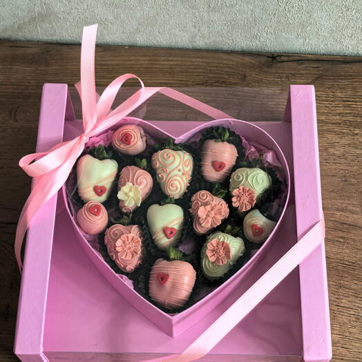 Клубника в шоколаде " Клубничное вдохновение "
