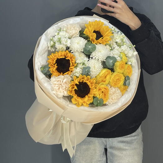 Шикарный букет с подсолнухами 🌻