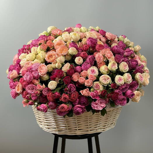 🌹️🎁Корзина из 101 кустовой пионовидной розы микс