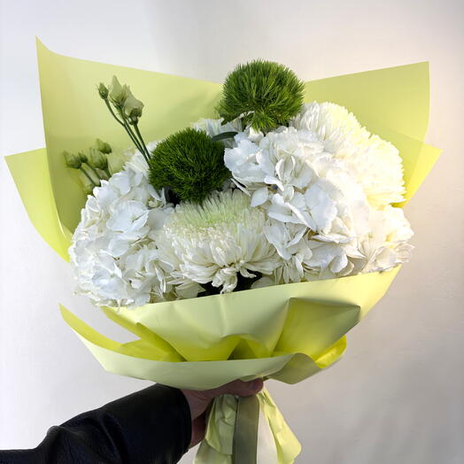 Хризантемы и гортензии Lime and White