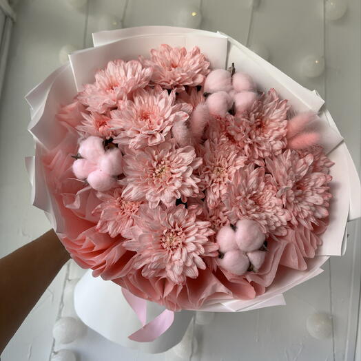 Авторский букет с хризантемой,хлопком и лагурусом 🌸