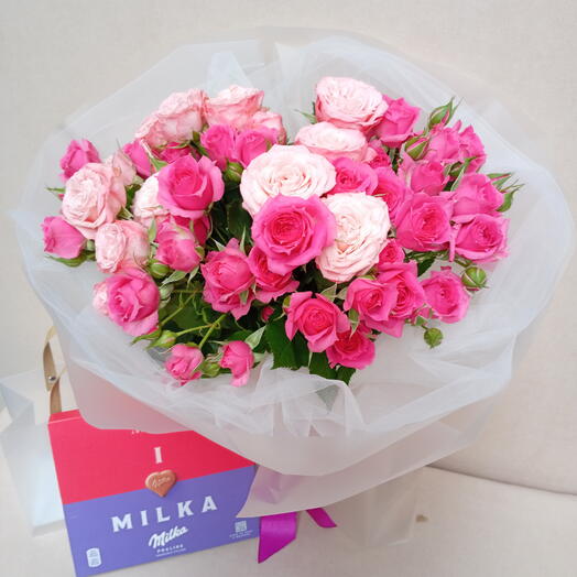 Bombastic + pink demention spray roses bouquet + Milka chocolate